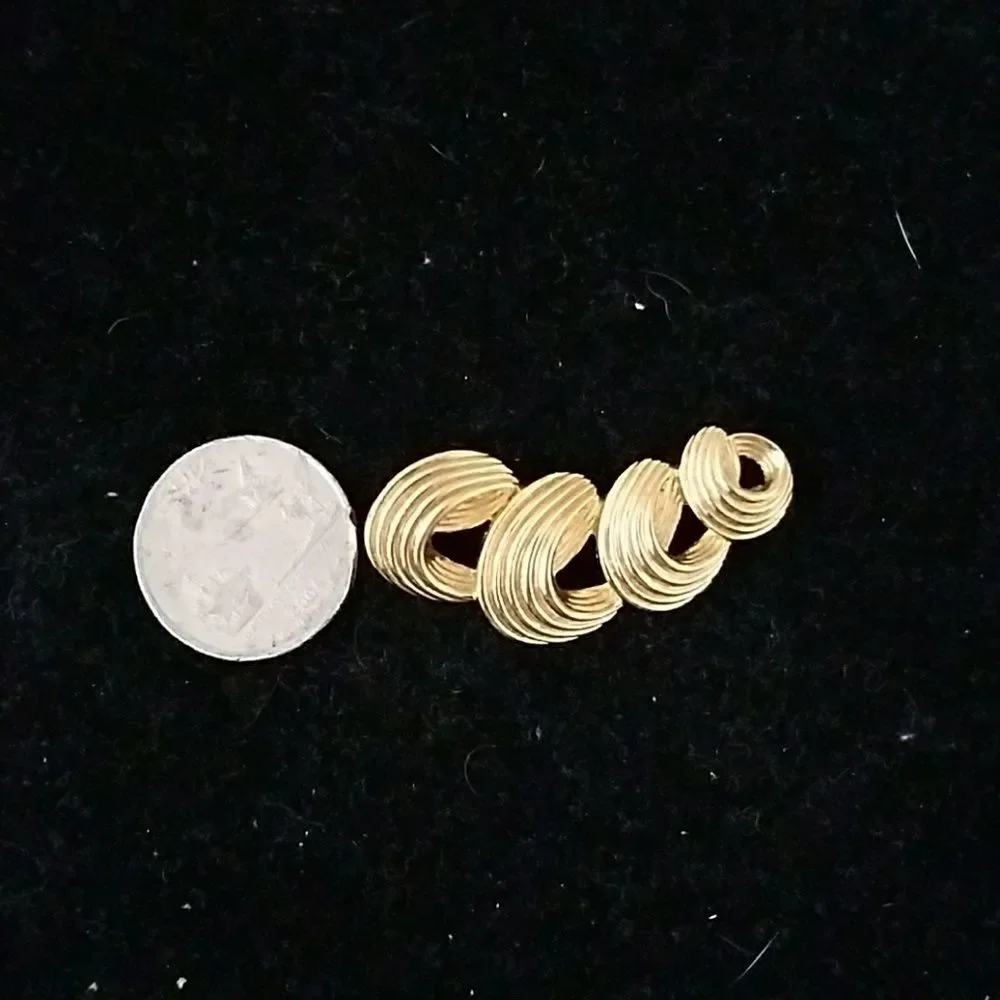 Four Loop Gold Tone Brooch – Fashion Jewelry Pin w/ Locking Clasp